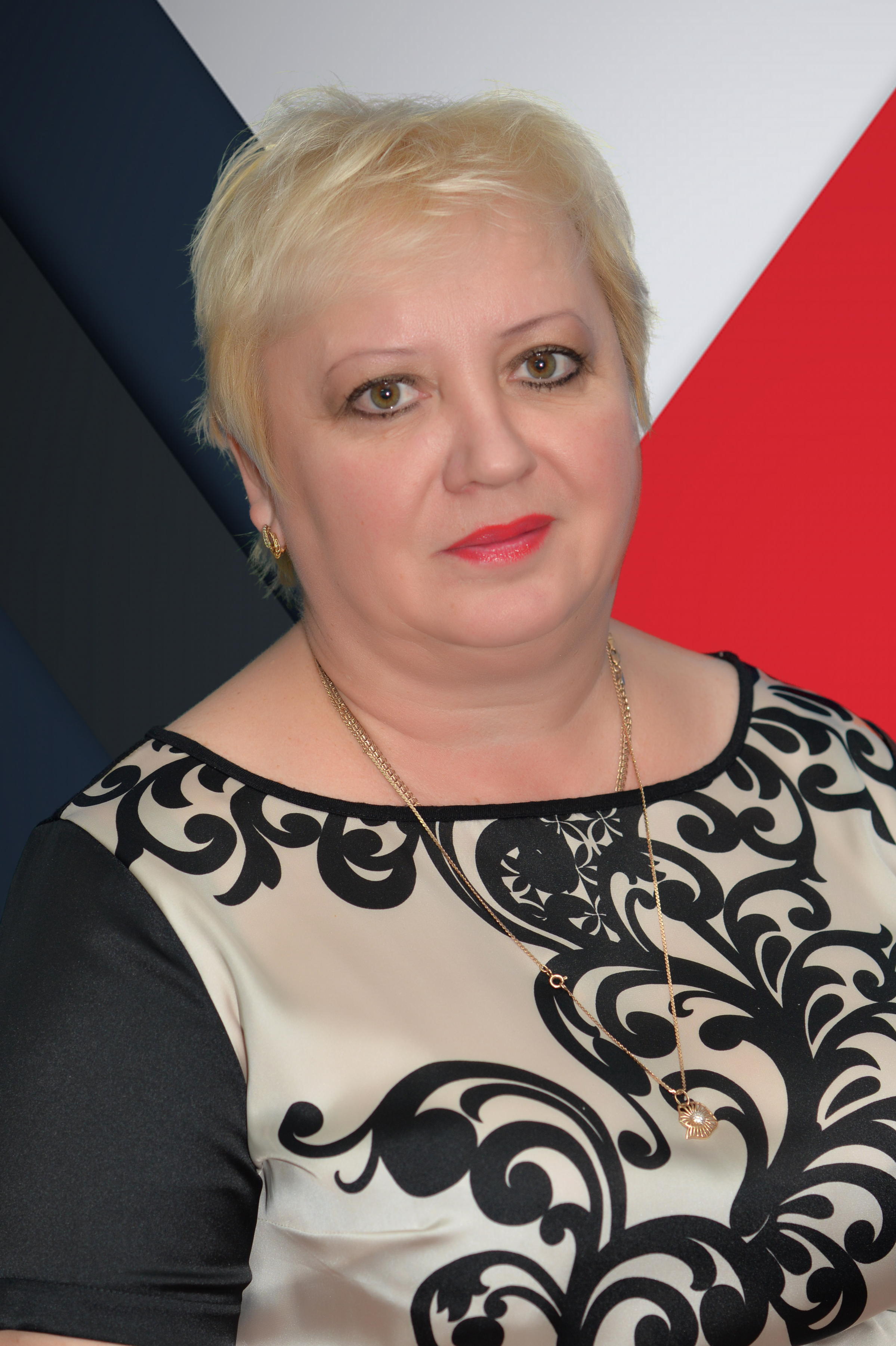 Новикова Любовь Михайловна.